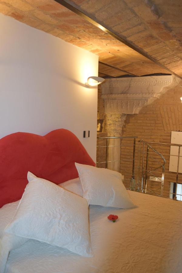Apartment Colosseum Archeoloft In Historic Center Of Rom